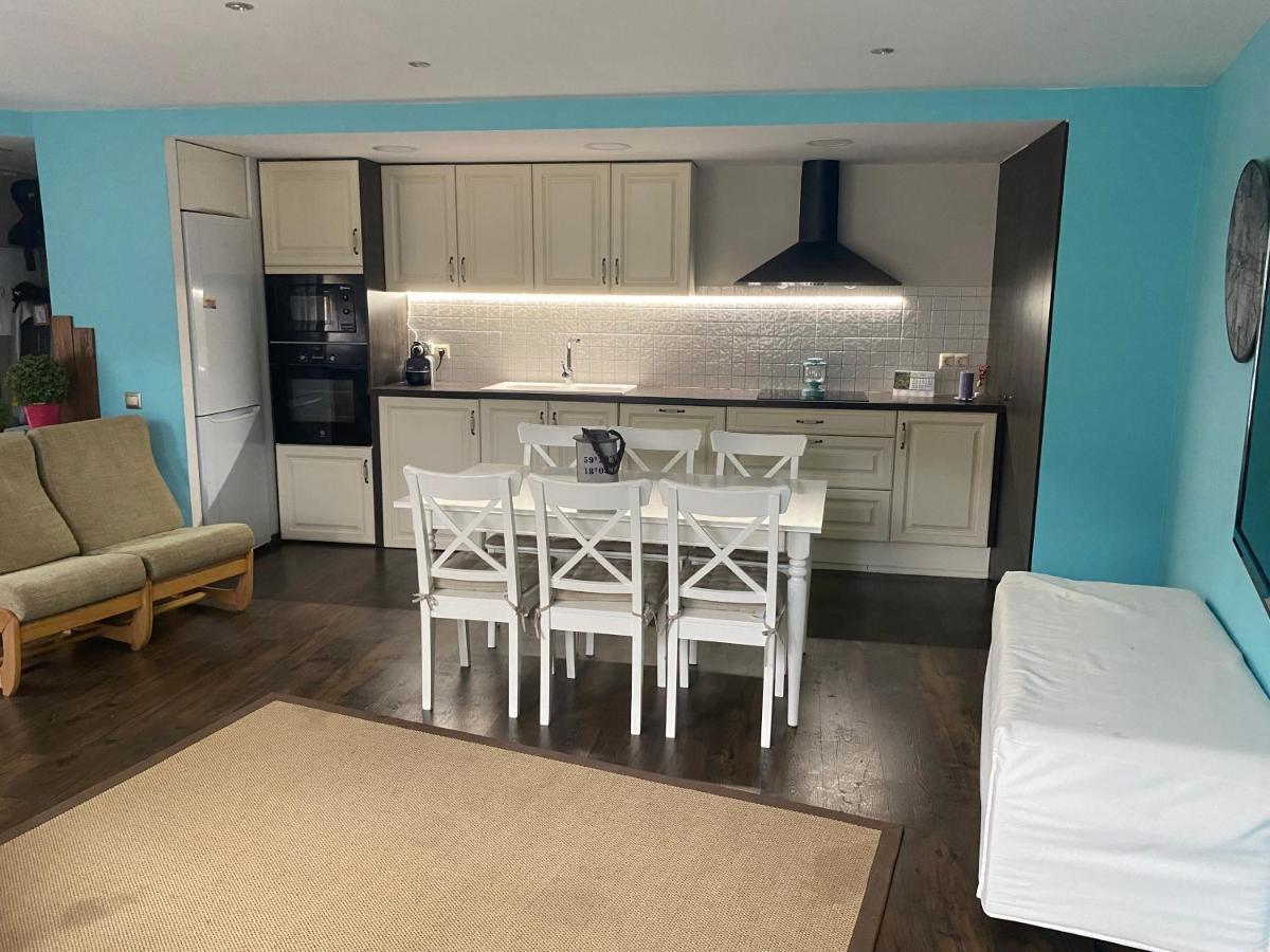 Precioso Apartamento En Еспот Екстер'єр фото